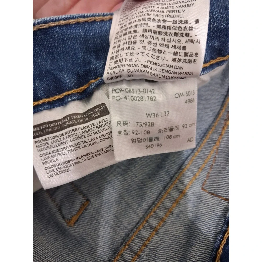 Levis levi 513